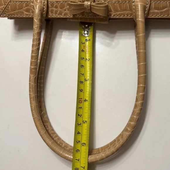 Liz Claiborne Tan Woven Straw Handbag - Picture 10 of 12